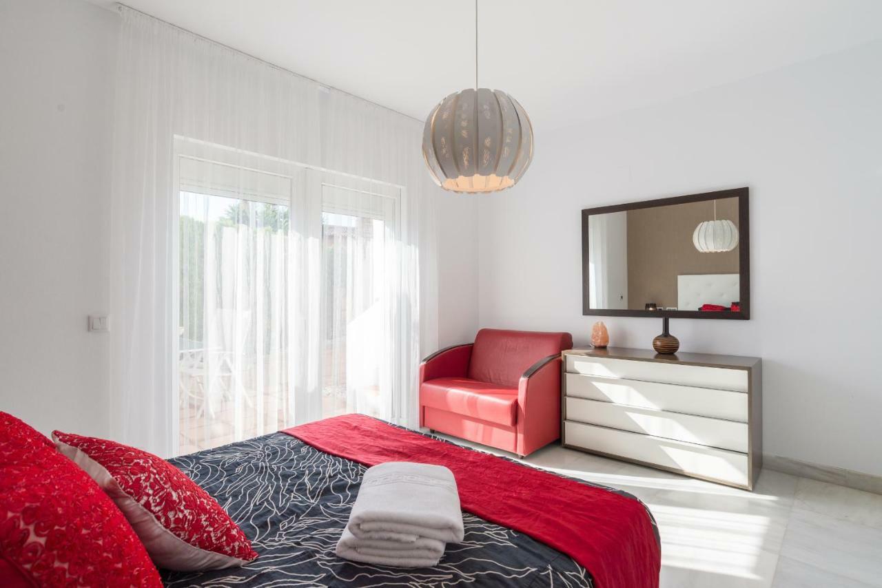 Luxury Duplex- 7 Minutes From The Beach Torremolinos Eksteriør bilde