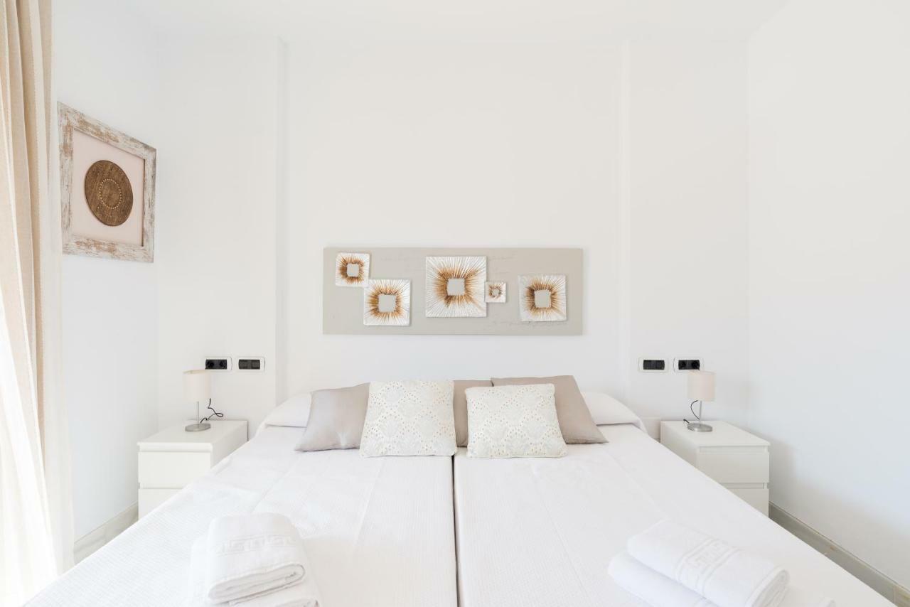 Luxury Duplex- 7 Minutes From The Beach Torremolinos Eksteriør bilde